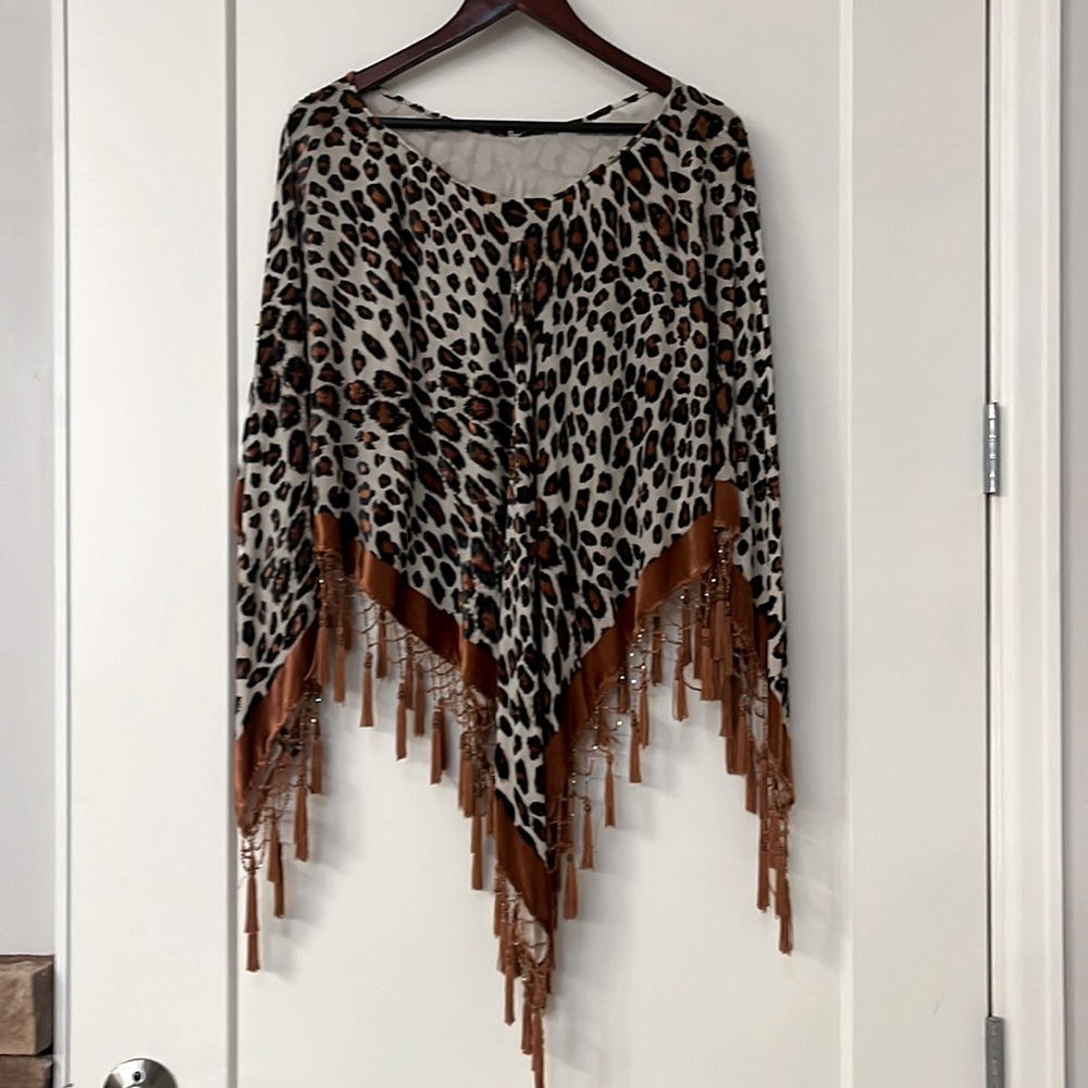 Animal print Embellished poncho